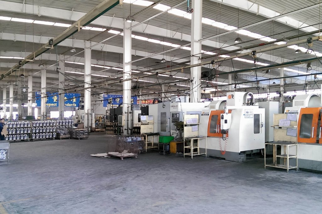 Aluminum-Die-Cast-Engine-Blocks-CNC-Machning